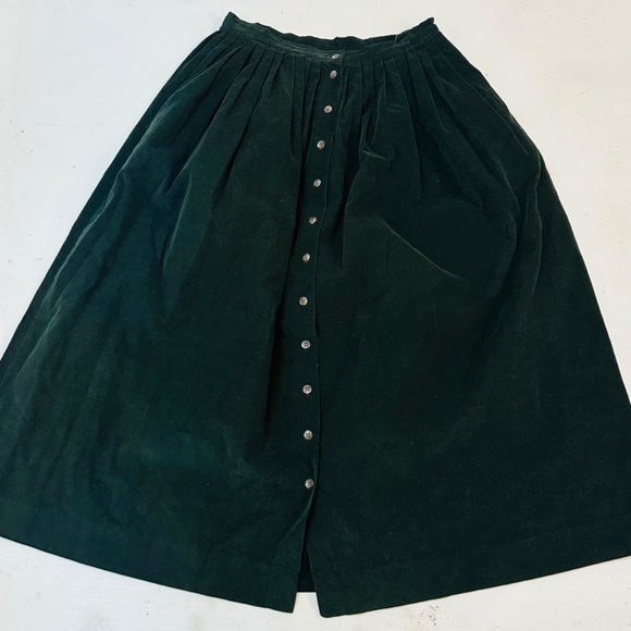 Gorgeous dark green fine corduroy midi skirt from Ralph Lauren from the 80s. But - Picture 6 of 13